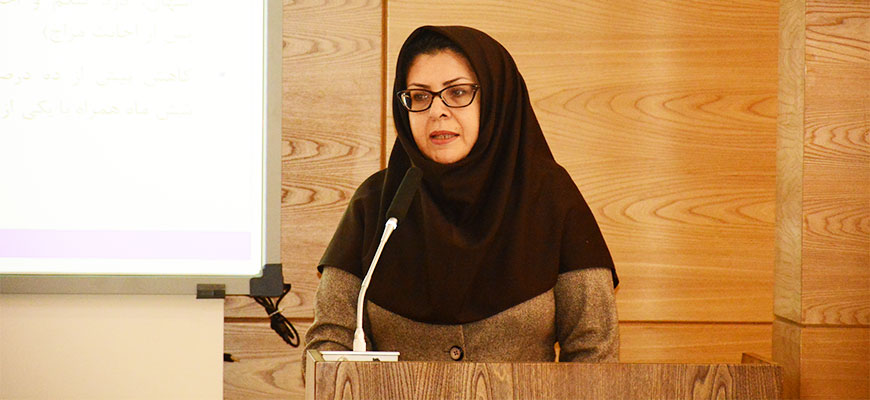 در این جلسه سرکارخانم دکتر روانخواه مسئول ثبت سرطان دانشگاه علوم پزشکی اصفهان، در خصوص " عوامل خطر ایجاد سرطان" ایراد سخن نمودند و پاسخگوی سوالات حاضرین در جلسه شدند