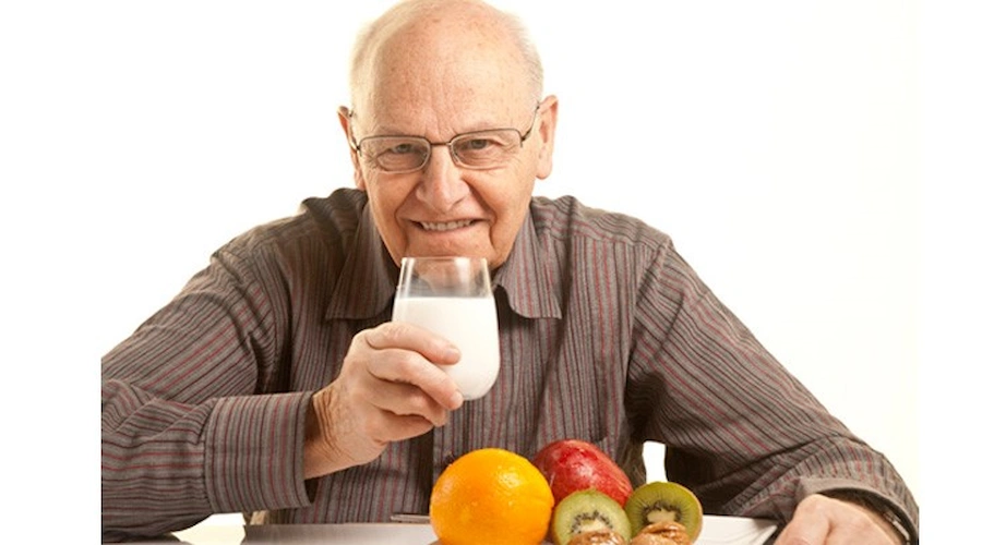 راهنمای تغذیه در دوران سالمندی